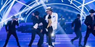 michael jackson subastan sus calcetines por 100 mil dolares 2
