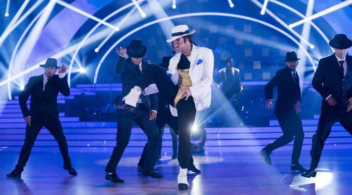 michael jackson subastan sus calcetines por 100 mil dolares 2