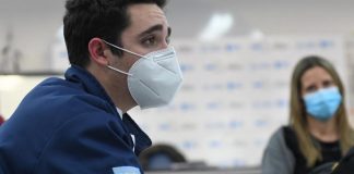 Detuvieron al médico trucho que atendió durante la pandemia