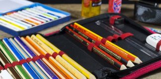 SEOC continúa entregando kits escolares