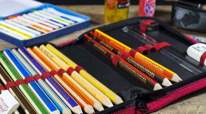 SEOC continúa entregando kits escolares SEOC continúa entregando kits escolares