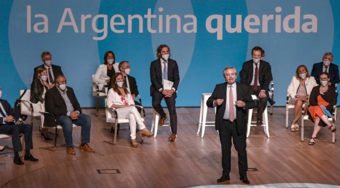 Se oficializó la creación del Consejo Económico y Social