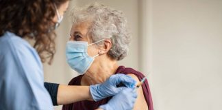 Vacuna contra el Covid-19 | Comienza hoy la inscripción en toda la provincia para mayores de 70 años
