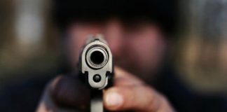 Leales Grupo comando robó $2 millones a un agricultor