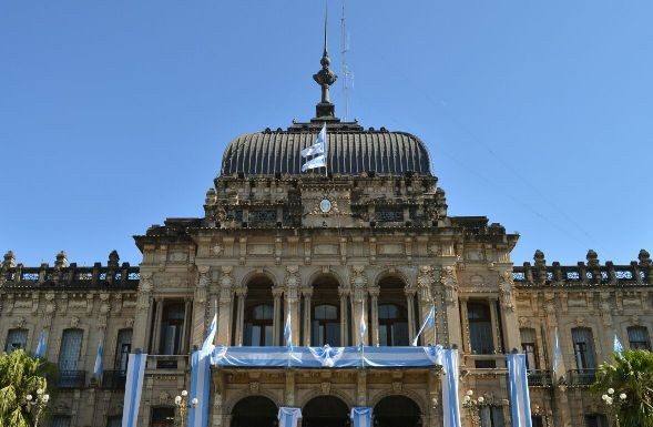 Nuevo Defensor del Pueblo y cambios en Casa de Gobierno