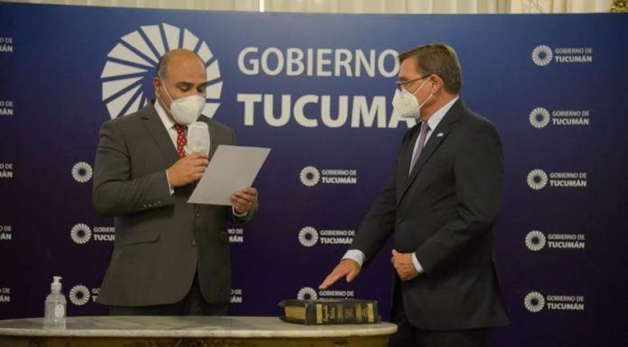 El Gobernador le tomó juramento al al nuevo ministro de Desarrollo Productivo
