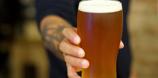 Nueva Jersey | Ofrecen una cerveza por vacunarse contra el coronavirus