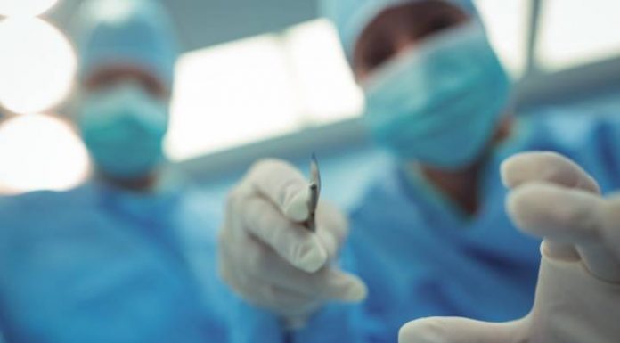 Mala Praxis | Beba nació con un profundo corte en la cara hecho por un bisturí