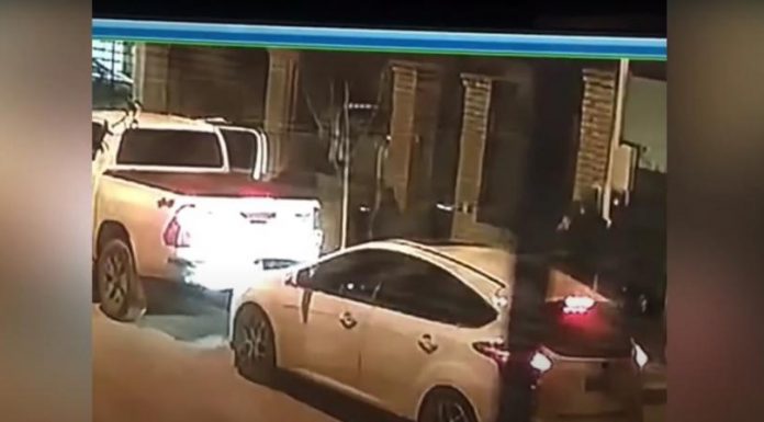 Barrio Las Acacias | Video muestra como grupo comando intentó robar en una casa