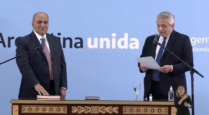 Manzur juró como nuevo Jefe de Gabinete de la Nación