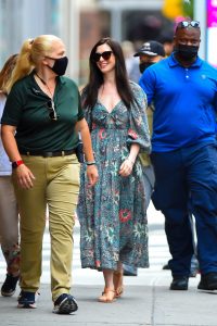 Anne Hathaway | Cómo llevar un vestido bohemio a tus 35