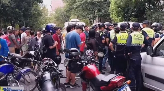 Choferes de Uber y taxistas se enfrentaron en Barrio Norte
