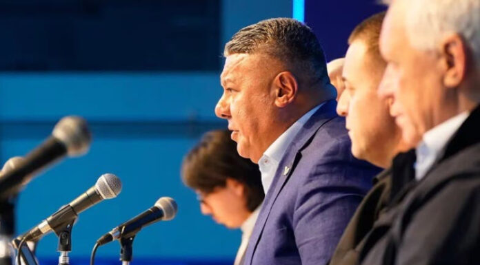 Claudio Tapia en la Asamblea ordinaria en rechazo a las SAD