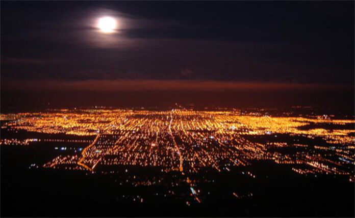 tucuman-de-noche-desde Luna de sangre
